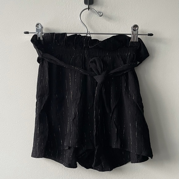 NASTY GAL 2 Piece Cover-Up Top and Shorts (never worn) - Picture 10 of 13